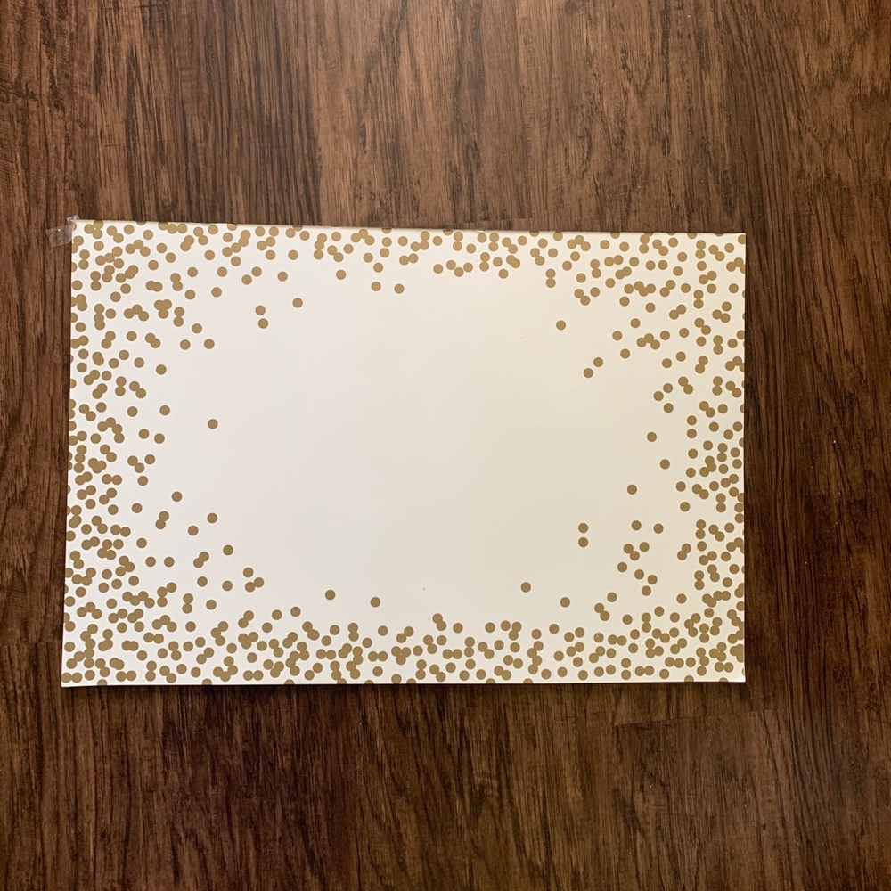 Pottery barn 16 sheet placemats